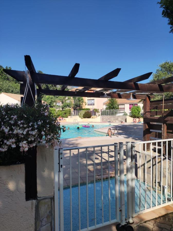 Maisonnette En Residence Avec Piscine Et Tennis Saint-Vallier-de-Thiey Екстер'єр фото